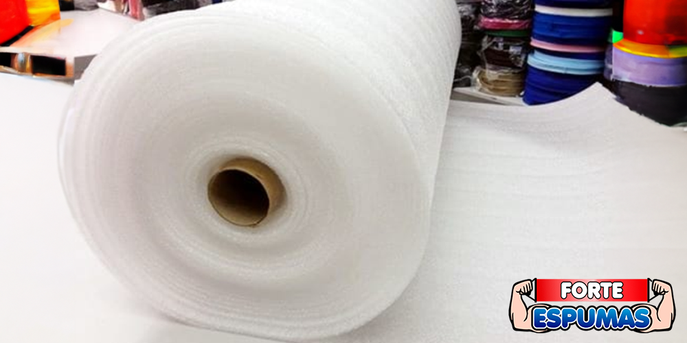 Espuma pac utilizada por tapeceiros profissionais