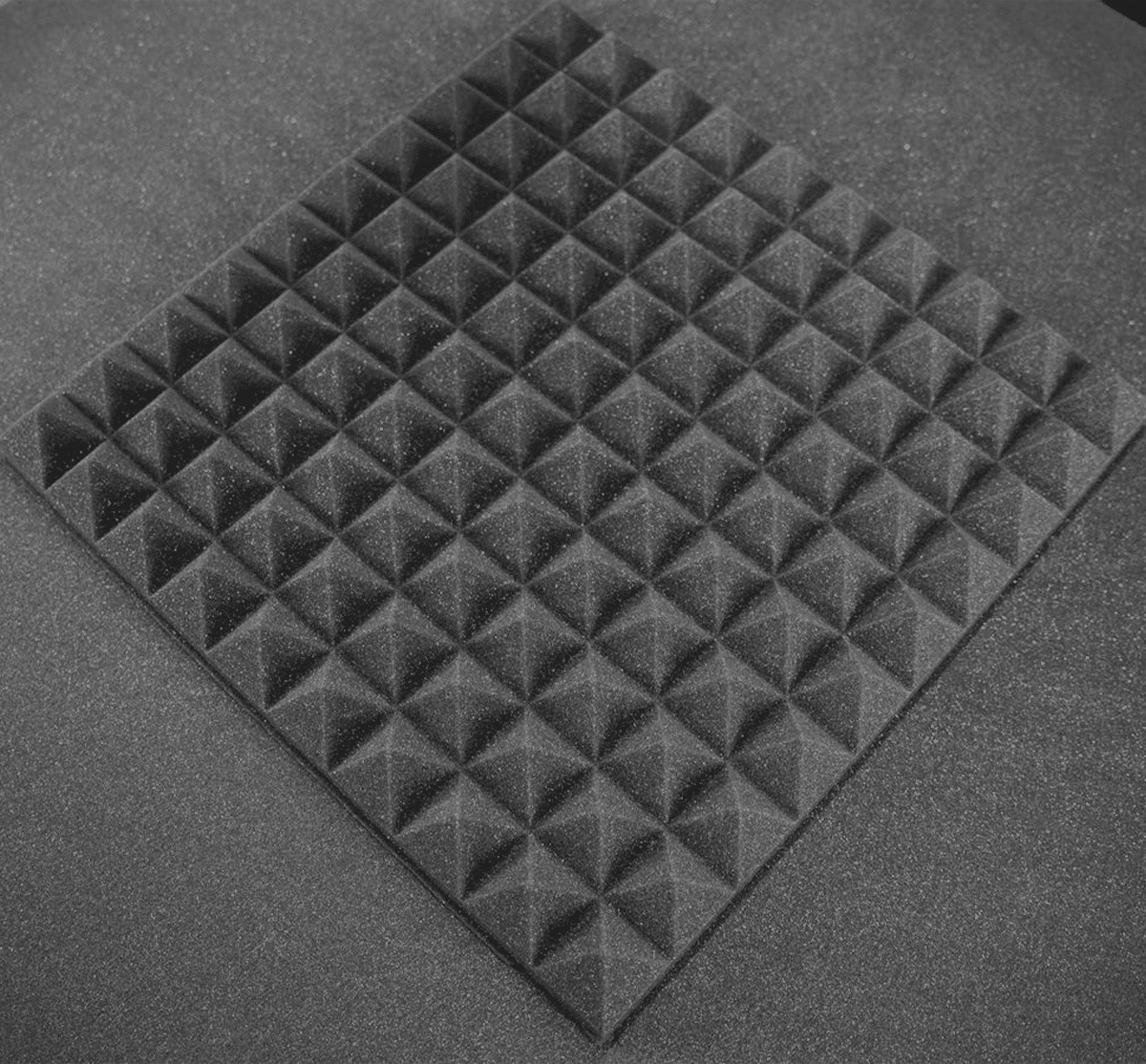 Placa acústica pirâmides