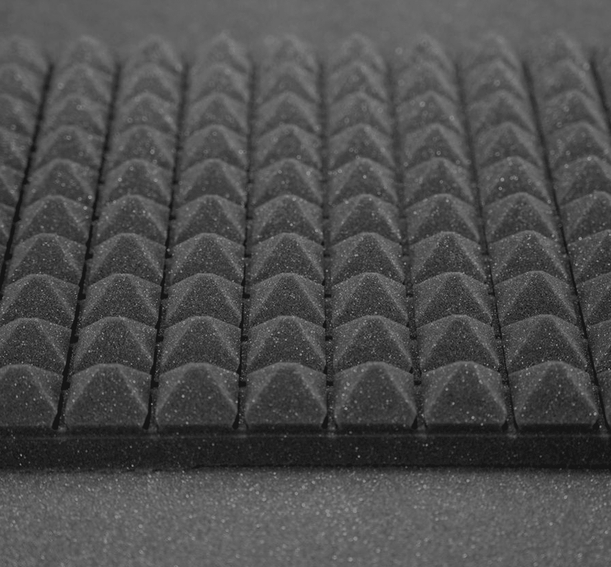 placa acústica triangular 50x50 cm e30x30 cm